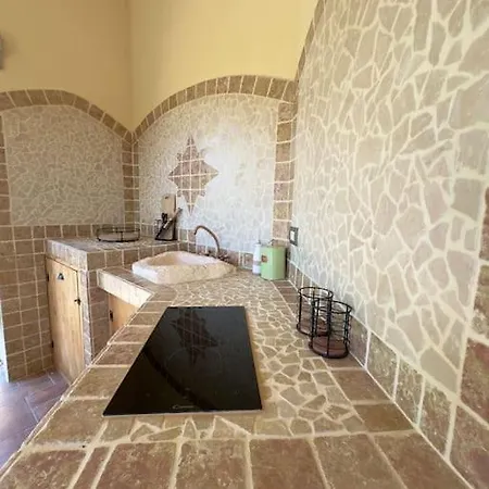 Casa Athena أرتْساكينا